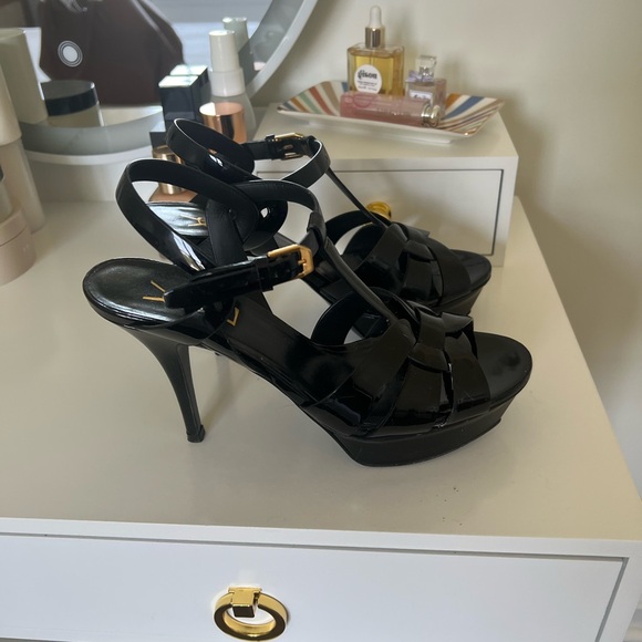 Saint Laurent Tribute Platform Sandals in Patent Leather - Picture 3 of 4